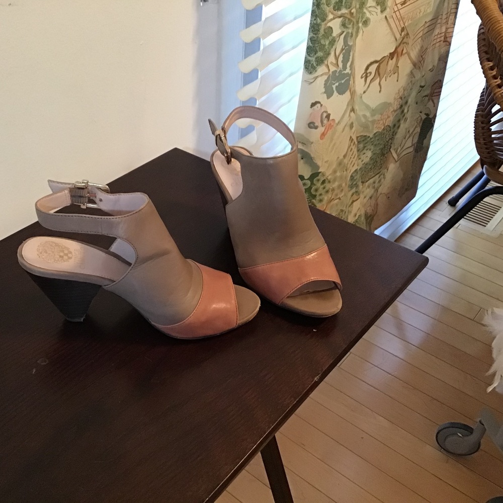 Leather sling back shoes with adjustable strap